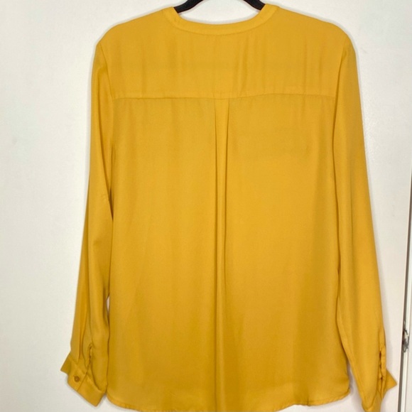 Suzy Shier Long Sleeve Yellow Mustard Size L Polyester Light & Classy  Pre-Loved - Picture 5 of 15